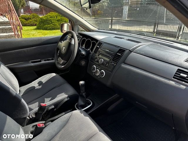 Nissan Tiida 1.6 Acenta - 9