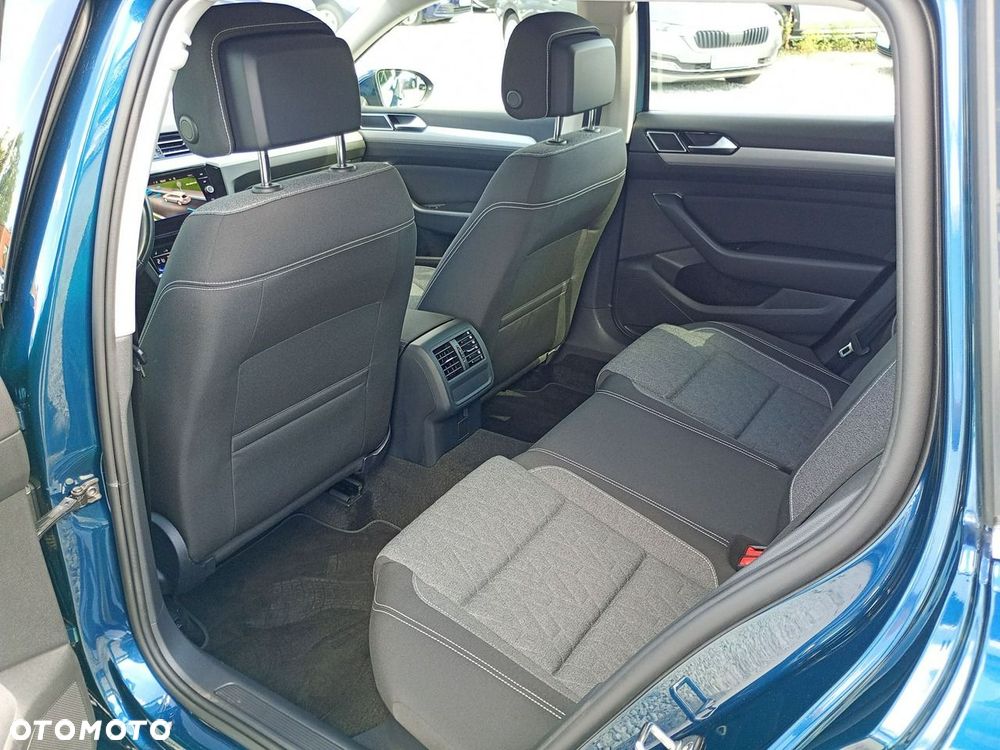 Volkswagen Passat Variant 1.5 TSI EVO Business DSG - 24