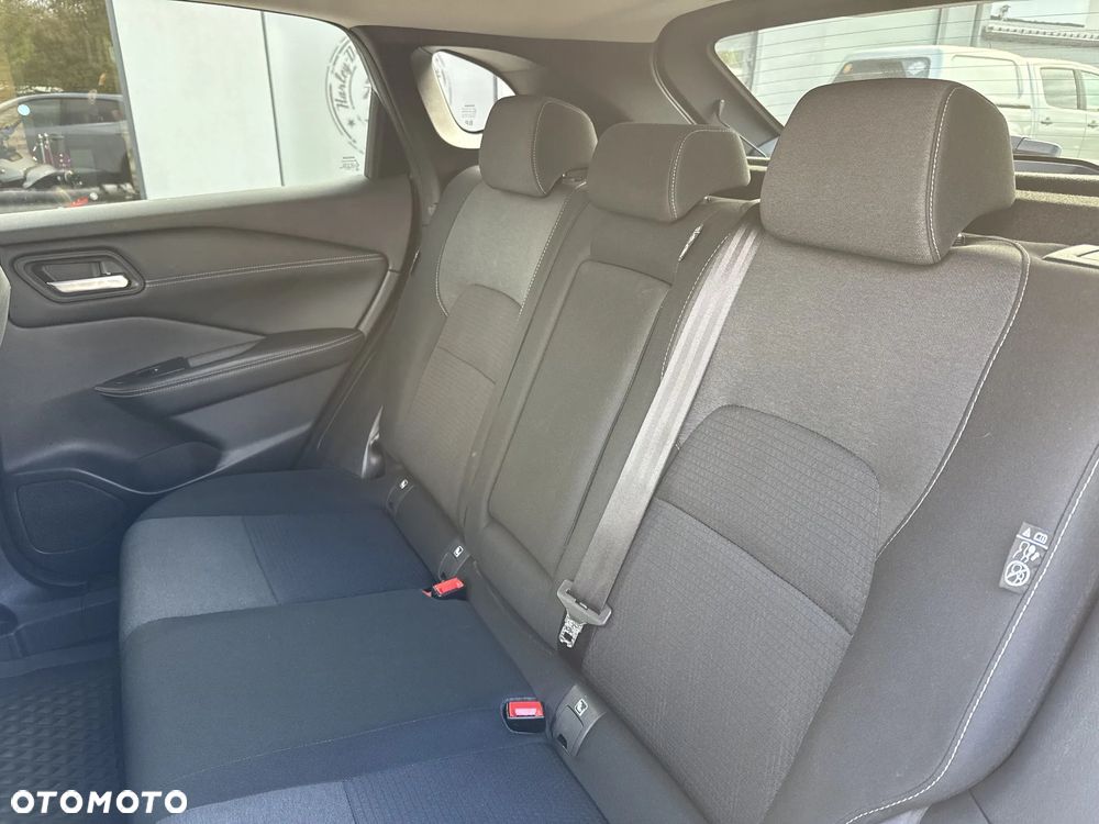 Nissan Qashqai 1.3 DIG-T MHEV N-Connecta Xtronic - 17
