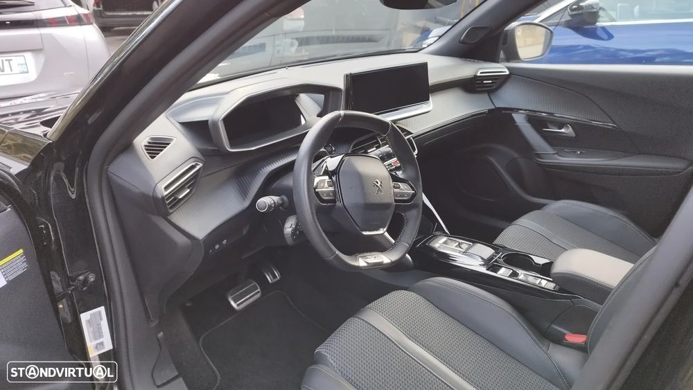 Peugeot e-2008 50 kWh GT Pack - 30