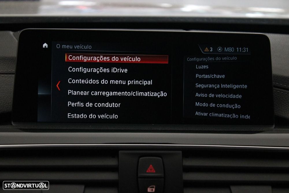 BMW 330 e iPerformance Line Sport — fotografia 16