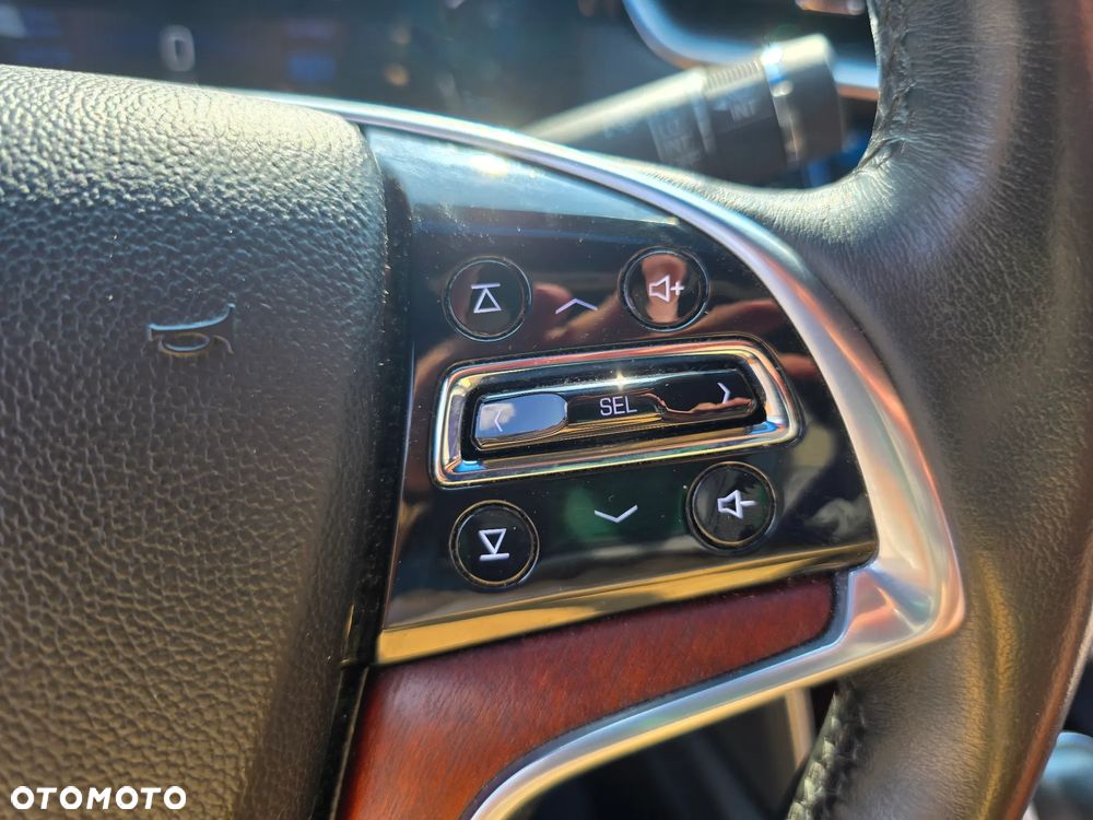 Cadillac XTS - 29