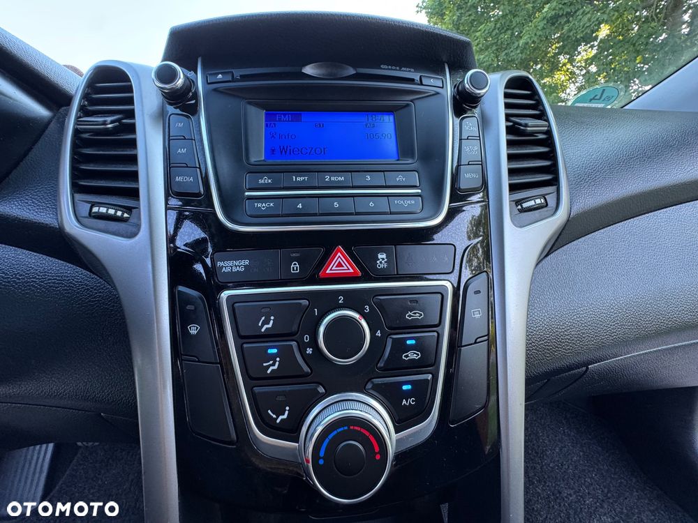 Hyundai i30 - 16
