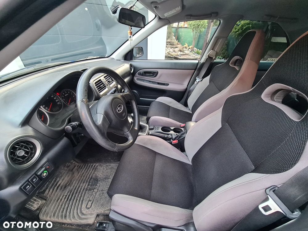 Subaru Impreza 2.0 RS - 6
