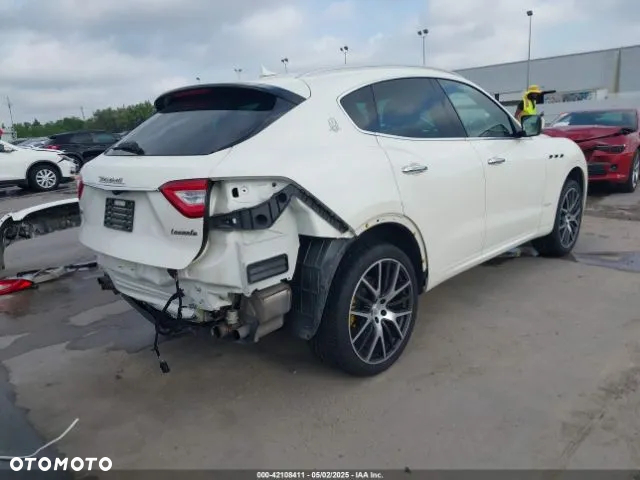 Maserati Levante - 5