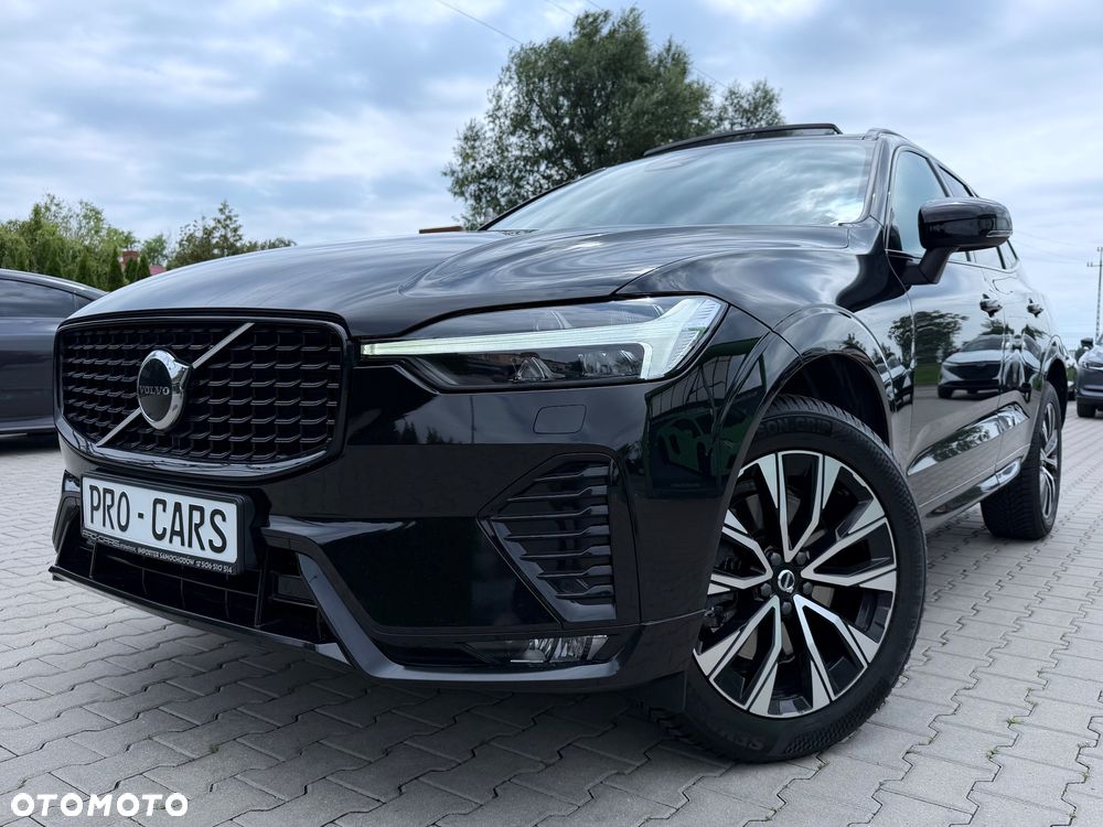 Volvo XC 60 B4 D AWD Plus Dark - 3