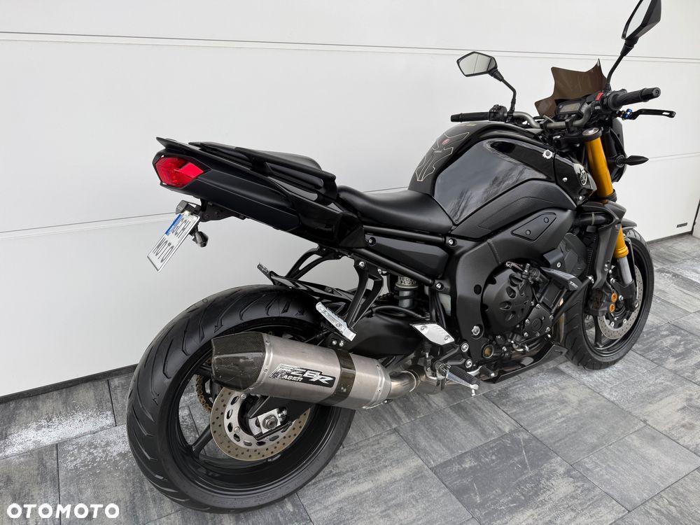 Yamaha FZ8 - 4