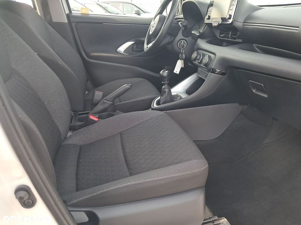 Toyota Yaris - 19