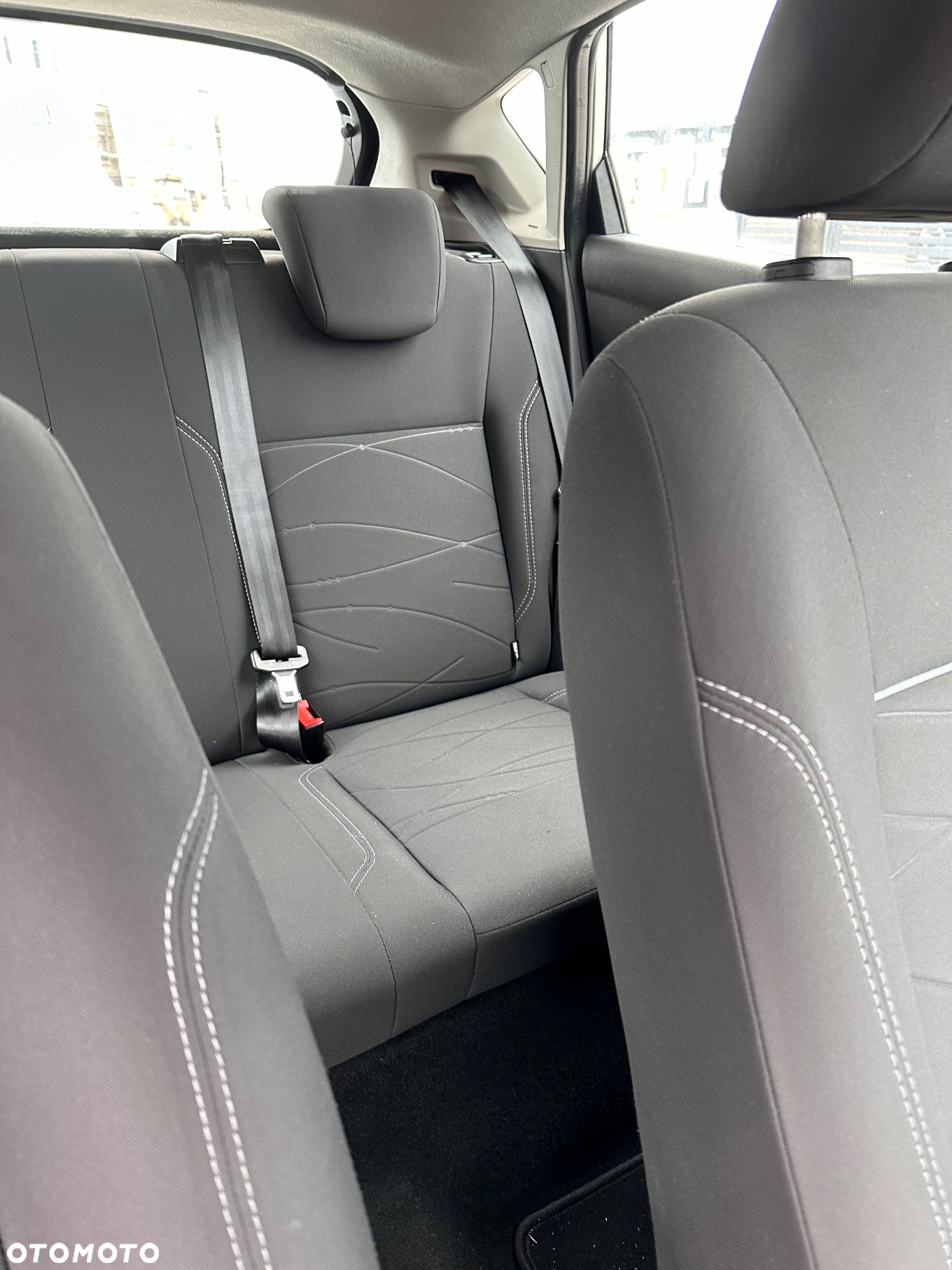 Ford Fiesta 1.5 TDCi SYNC Edition - 6