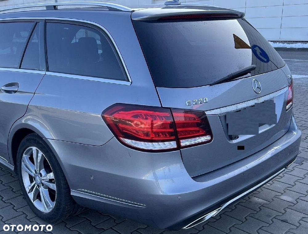 Ćwiartka tylna lewa błotnik tył lewy Mercedes W212 Lift Kombi kolor 792 - 12