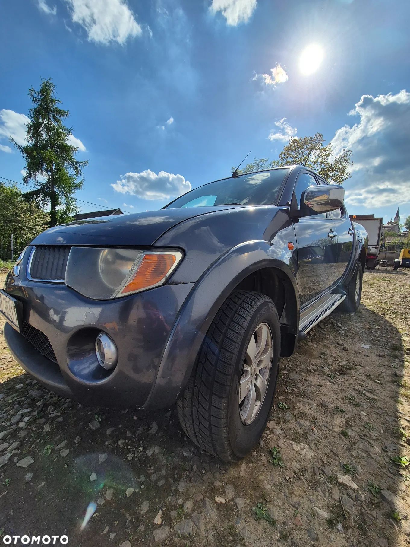 Mitsubishi L200 - 1