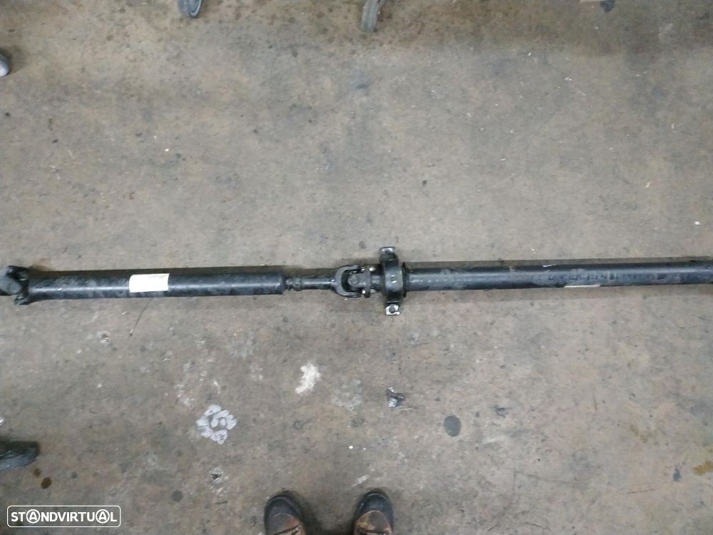 TRANSMISSÃO CENTRAL NISSAN CABSTAR E - 1