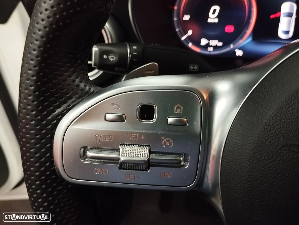 Mercedes-Benz C 200 AMG Line - 25