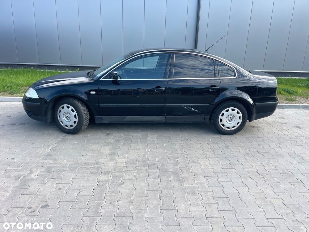 Volkswagen Passat 1.6 - 3
