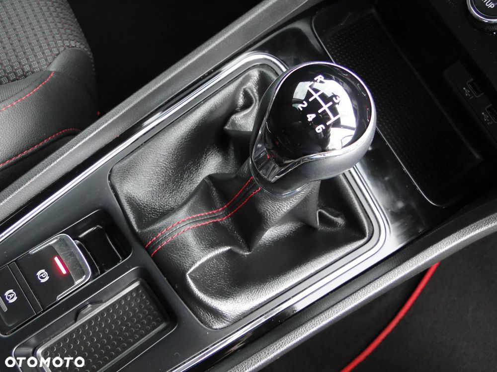 Seat Leon 2.0 TDI DPF Start&Stop FR - 26