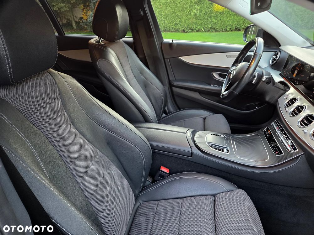 Mercedes-Benz Klasa E 220 d 9G-TRONIC AMG Line - 21