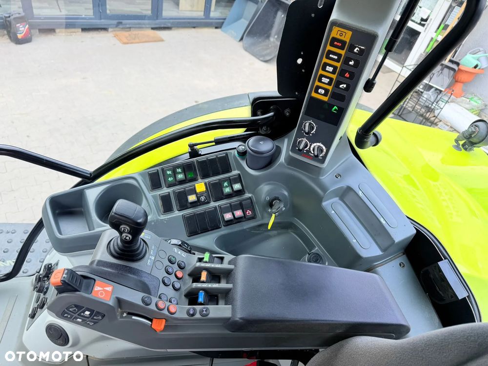 Claas ARION 550 CMATIC - 21