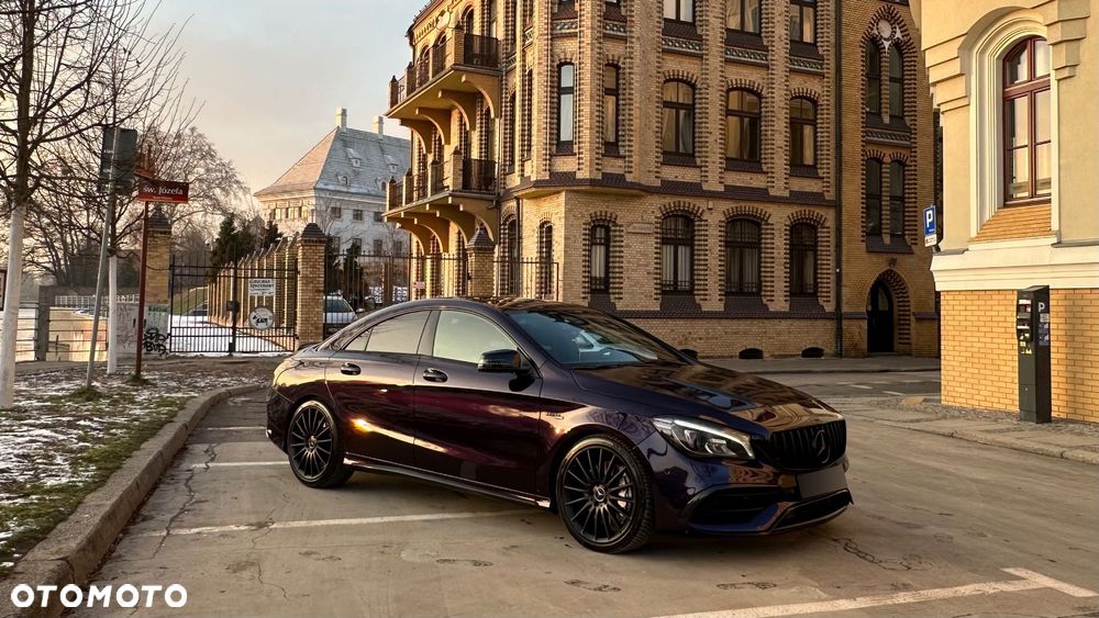 Mercedes-Benz CLA - 1