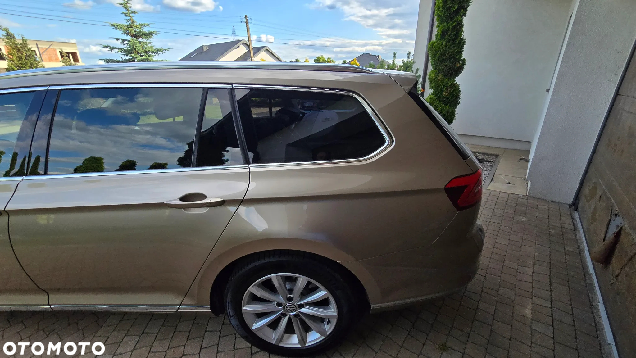 Volkswagen Passat - 23