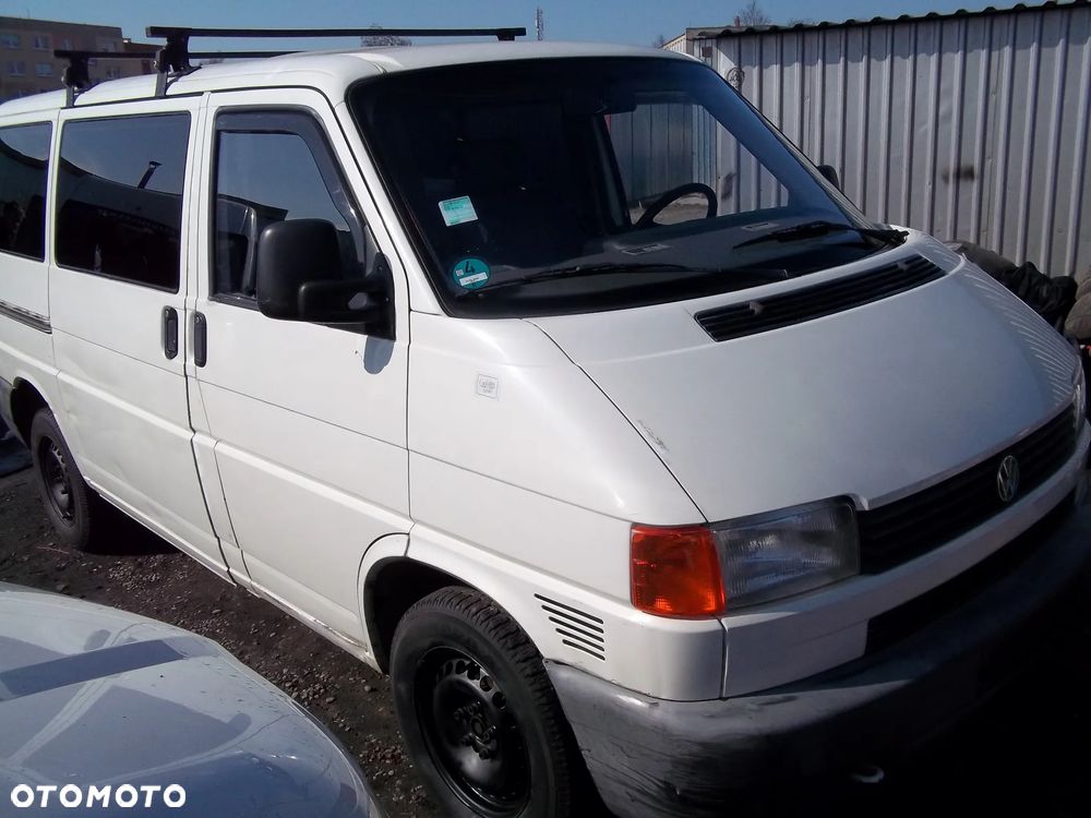 Volkswagen Transporter - 4