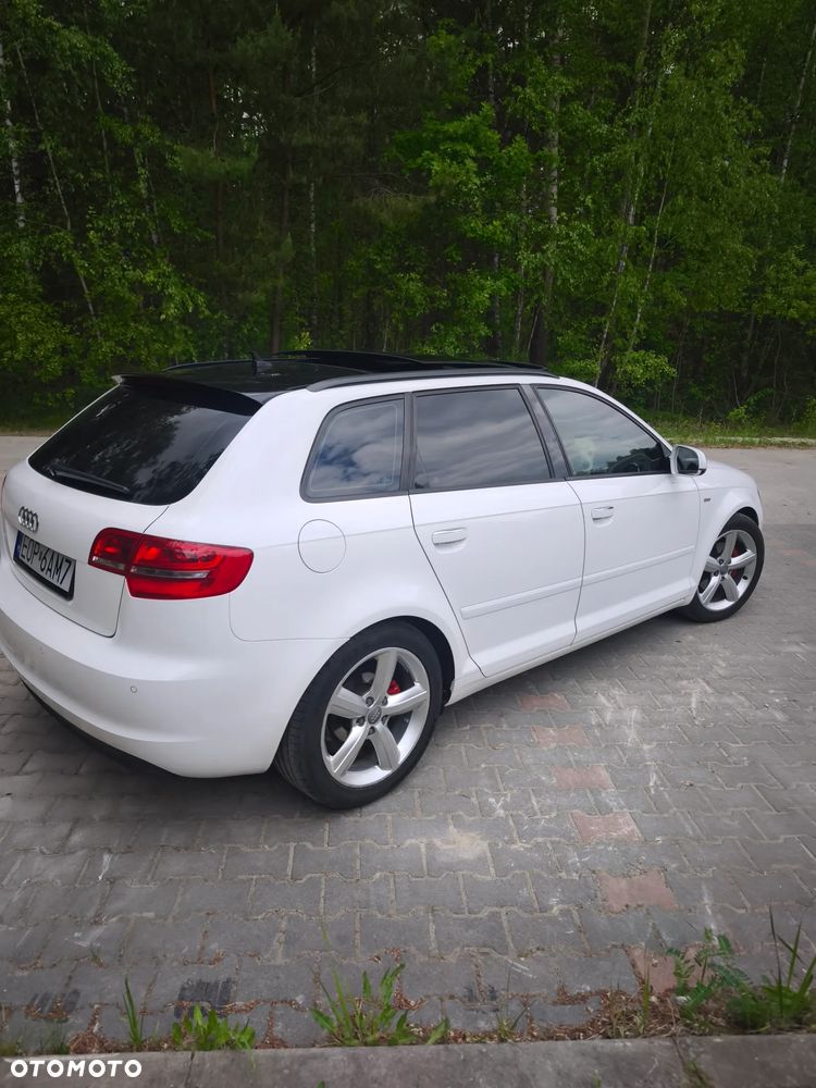 Audi A3 Sportback 2.0 TDI DPF S line Sportpaket - 4