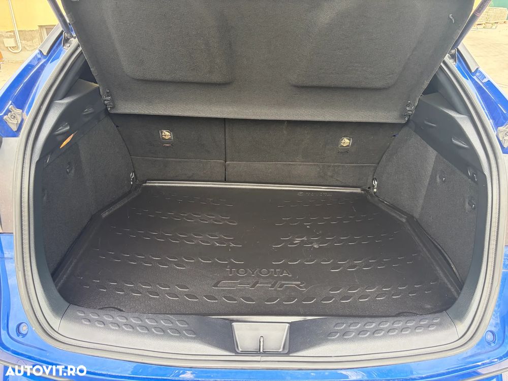 Toyota C-HR 2.0 HSD 184 CP 4x2 CVT C-lassy bi-tone - 37