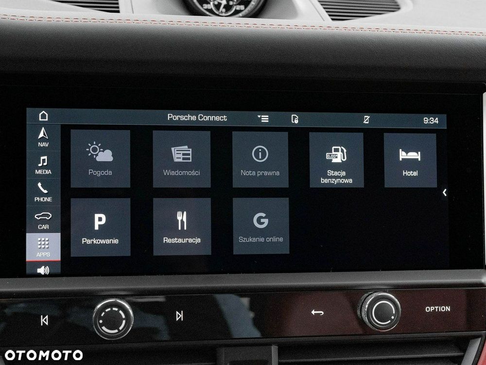 Porsche Macan - 24