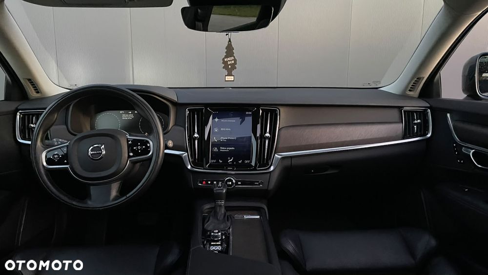 Volvo V90 Cross Country - 2