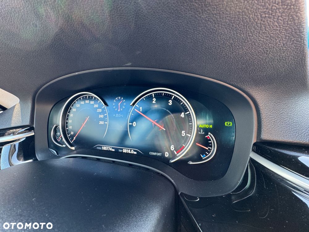 BMW Seria 5 520d Efficient Dynamics Luxury Line - 17