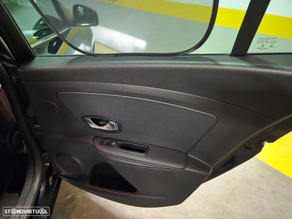 Renault Mégane Sport Tourer 1.6 dCi Bose Edition SS - 35