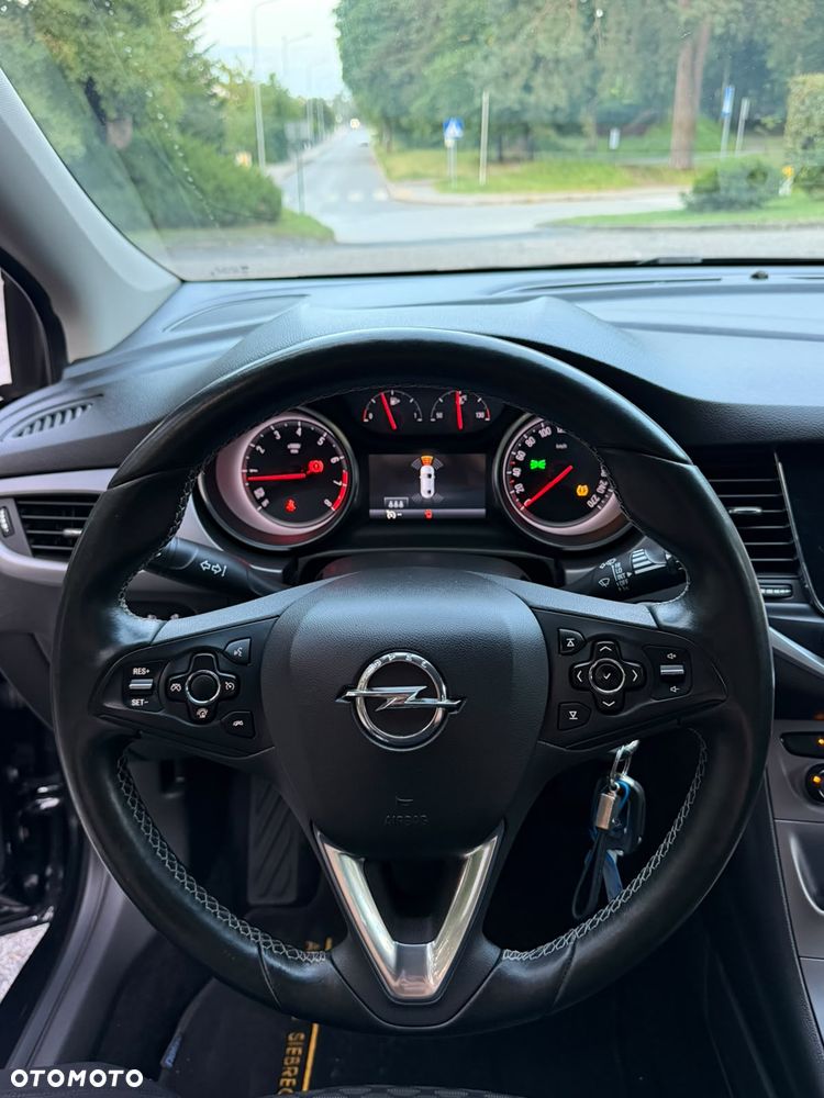 Opel Astra - 18