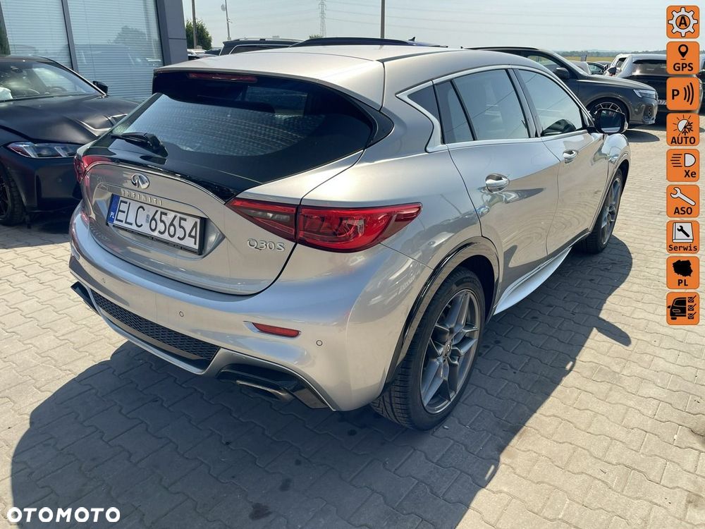 Infiniti Q30 1.6t Sport Tech 7DCT - 1