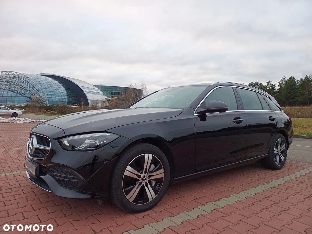 Mercedes-Benz Klasa C 300 e 9G-TRONIC Edition Avantgarde - 3