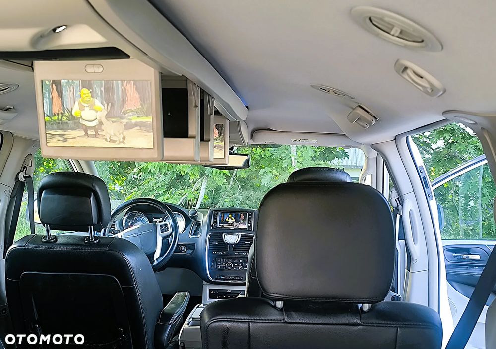 Chrysler Town & Country 3.6 Touring - 4