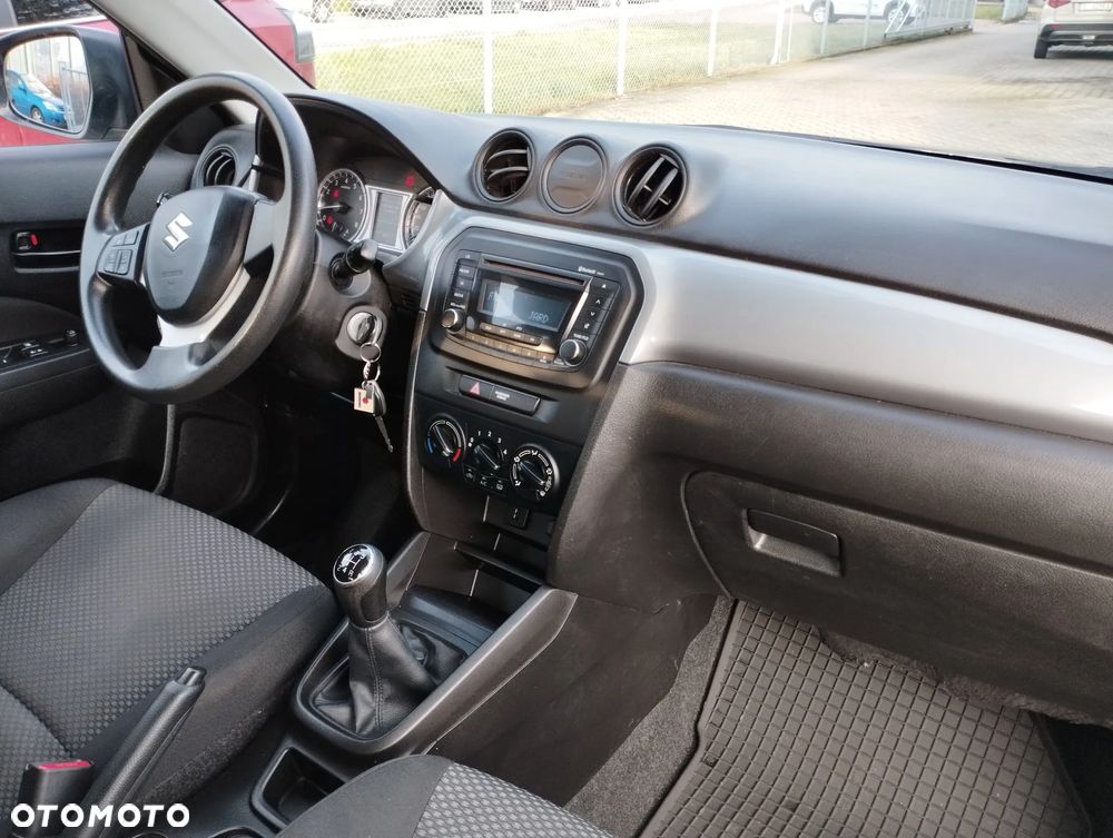 Suzuki Vitara 1.6 Comfort 2WD - 15