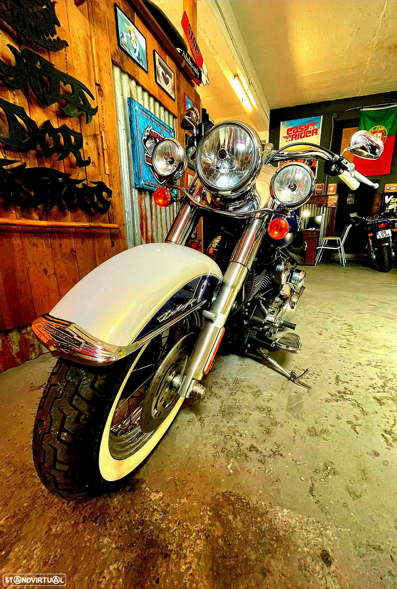 Harley-Davidson FLSTNI Heritage softail Deluxe - 8