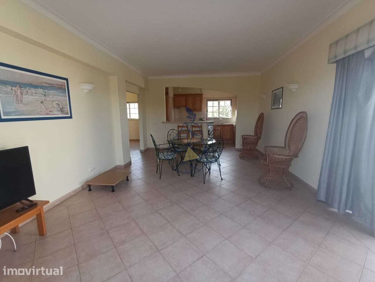 Apartamento T1 com varanda e Estacionamento para arrendamento em Alvor - Grande imagem: 4/19