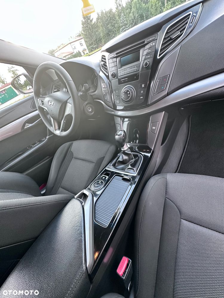 Hyundai i40 Kombi 1.6 Classic - 12