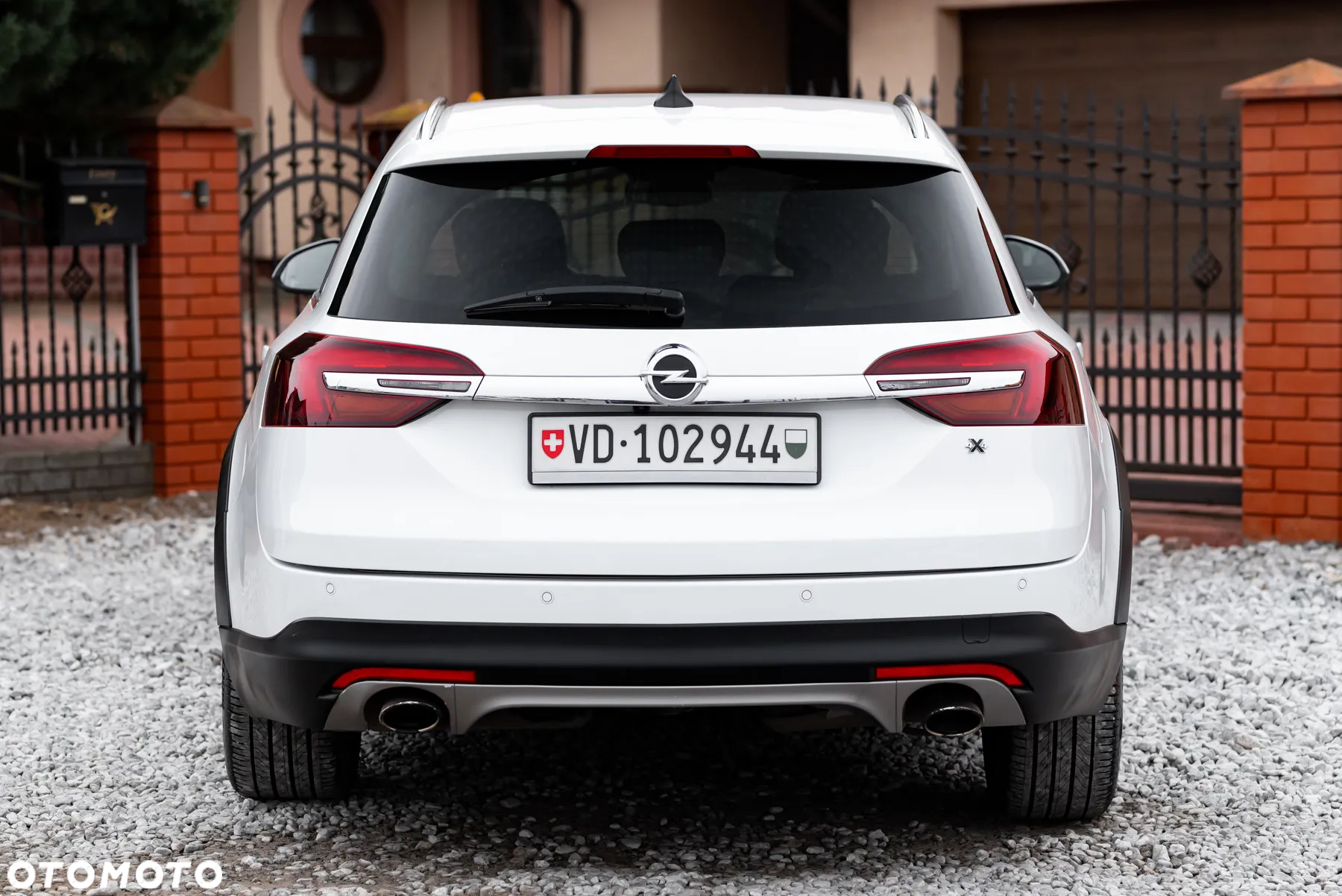 Opel Insignia 2.0 ECOTEC DI Turbo 4x4 Country Tourer Au - 11