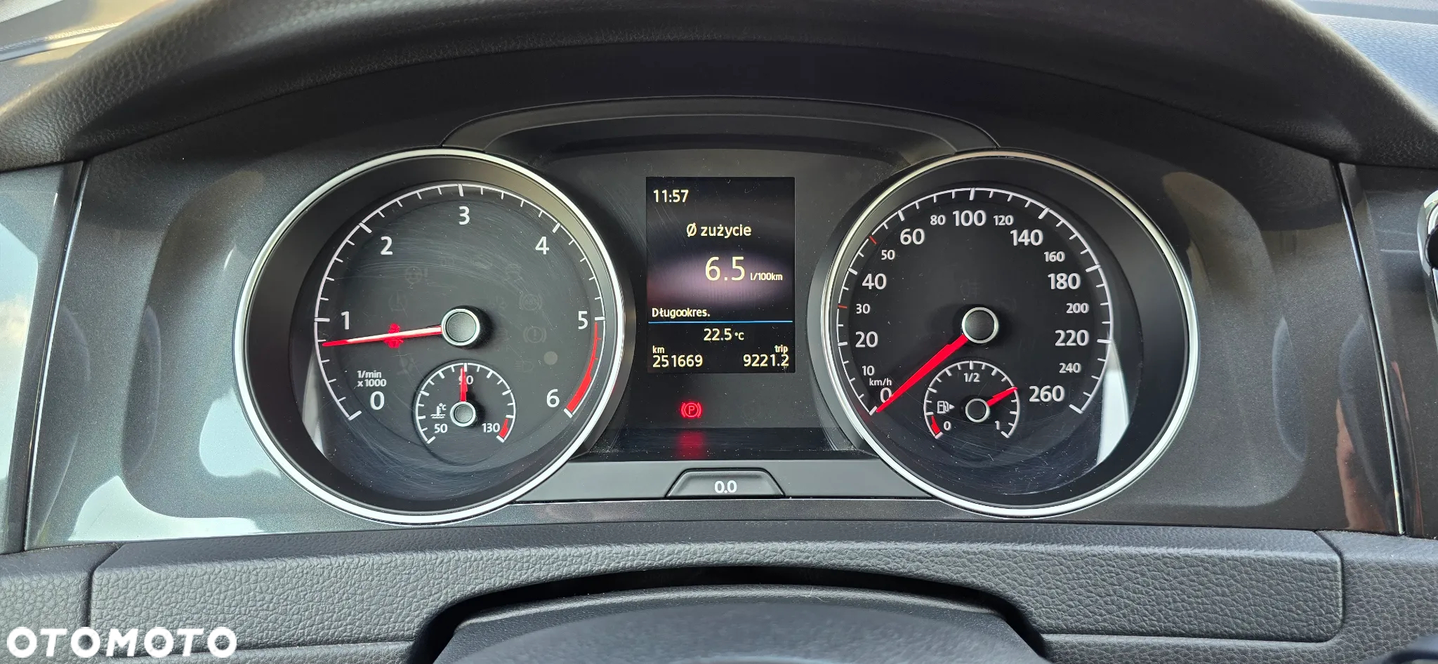 Volkswagen Golf VII 1.6 TDI BMT Comfortline - 5
