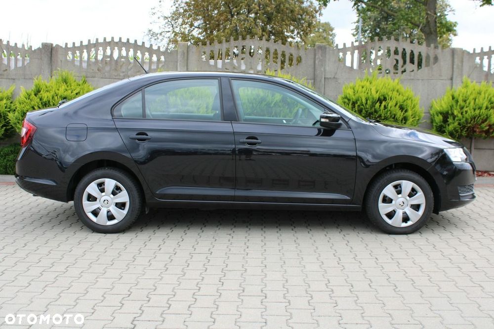 Skoda RAPID - 6