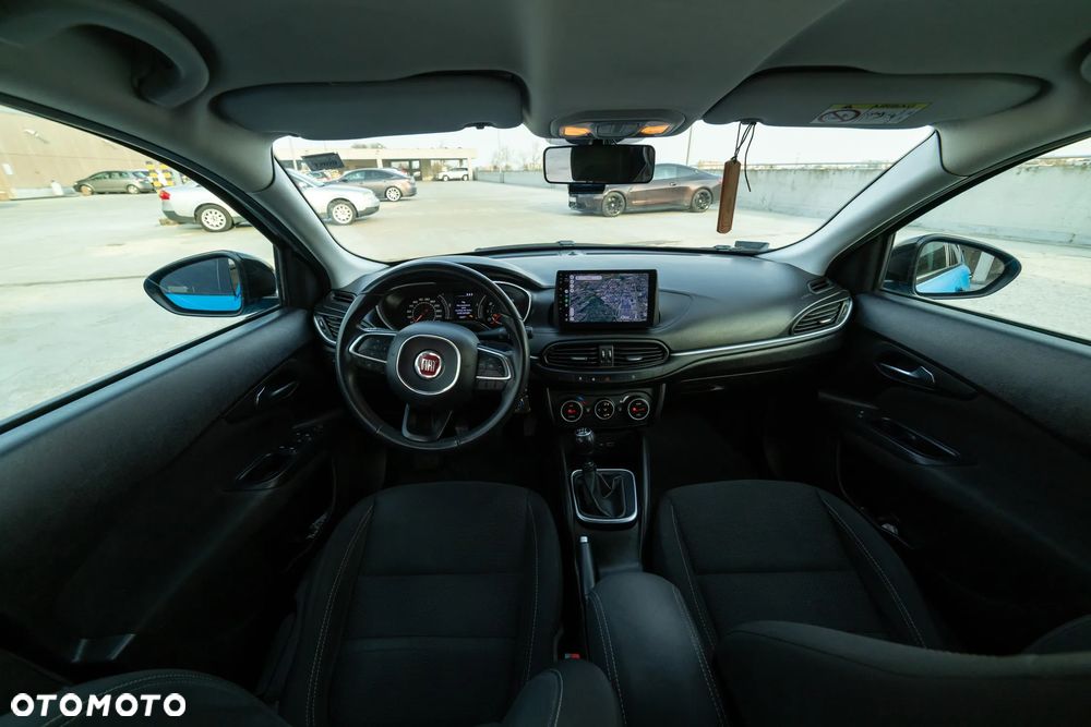 Fiat Tipo 1.4 T-Jet 16v Lounge - 12