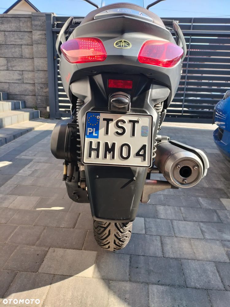 Yamaha X-max - 4