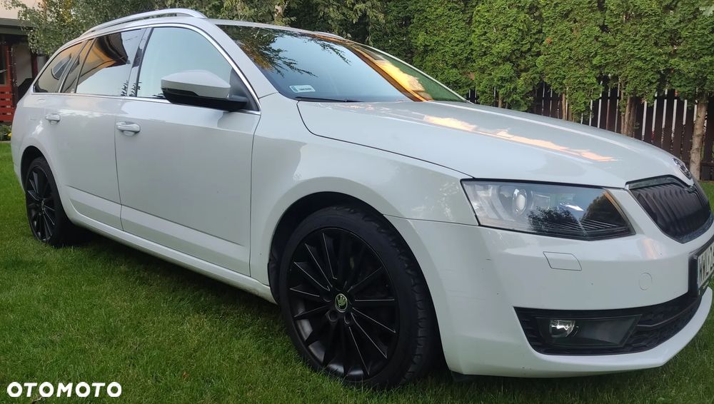 Skoda Octavia Combi 1.6 TDI (Green tec) DSG Style - 12