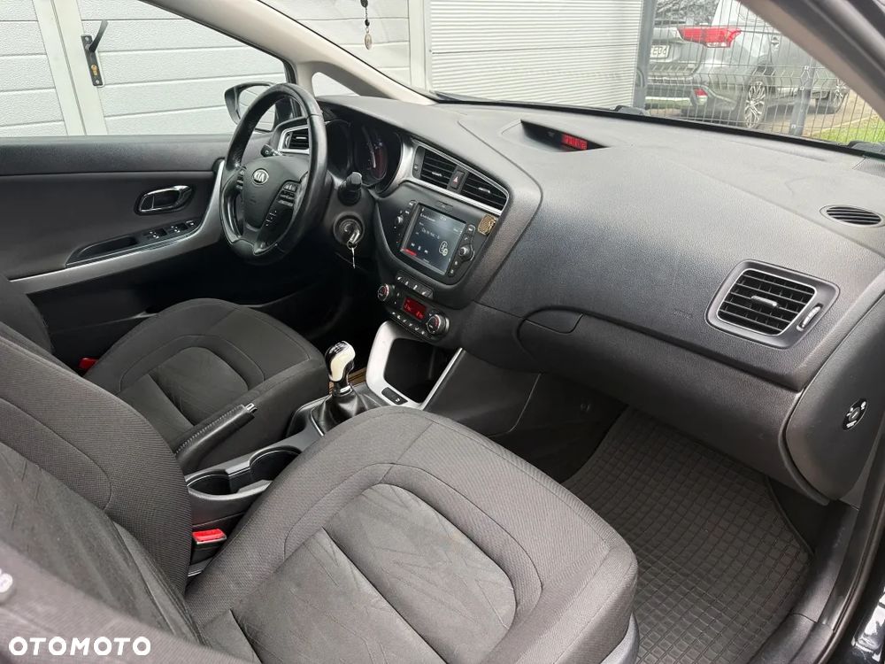 Kia Ceed 1.6 GDI L Business Line - 10