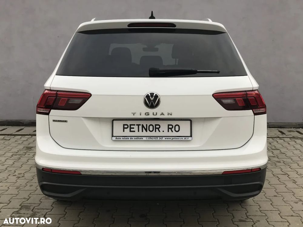 Volkswagen Tiguan 2.0 TDI DSG Life - 13