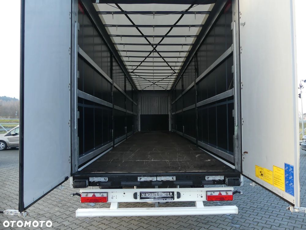 Kassbohrer MEGA / FIRANKA / OŚ PODNOSZONA / 3 SZTUKI / - 27