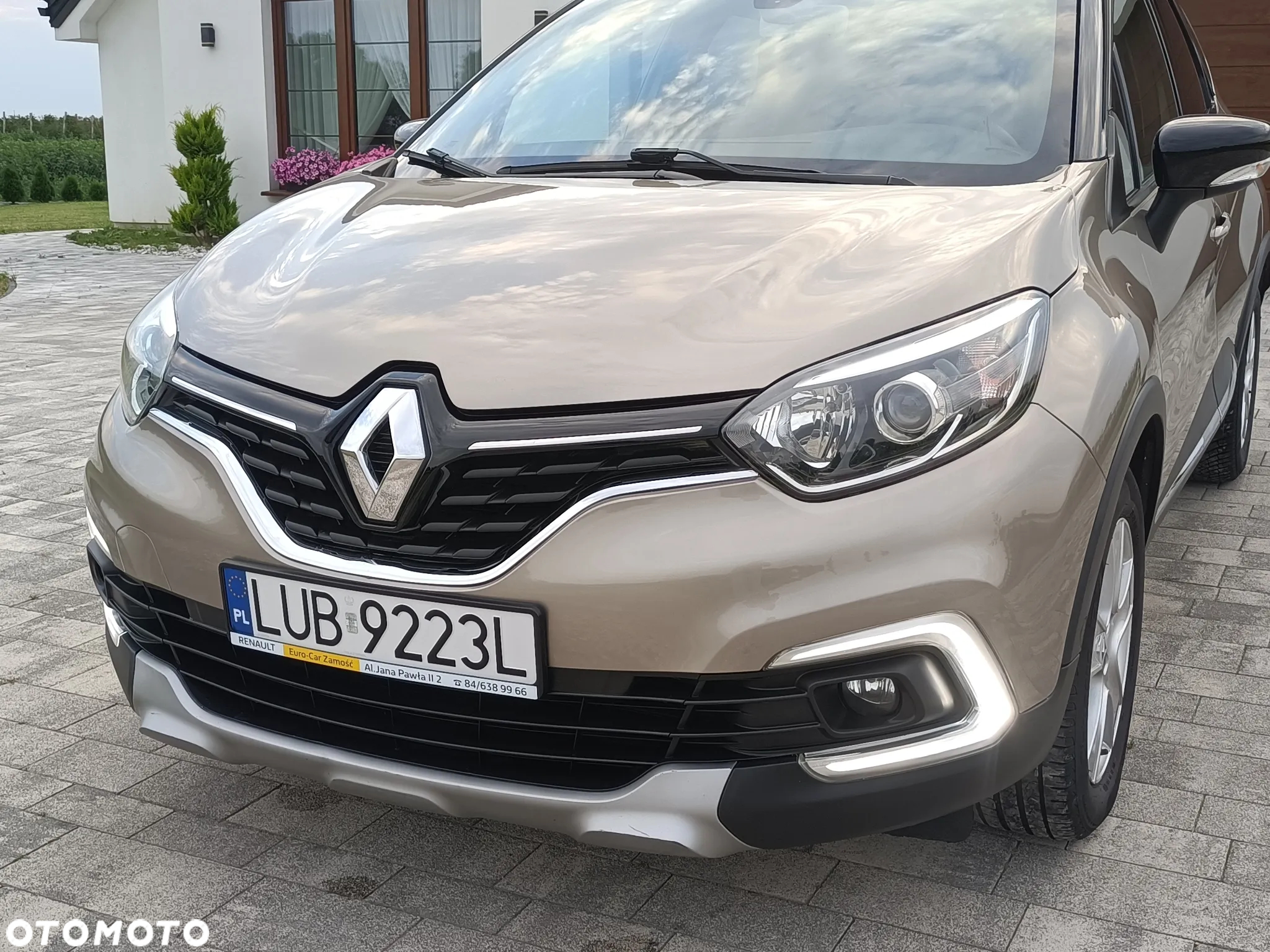 Renault Captur - 38