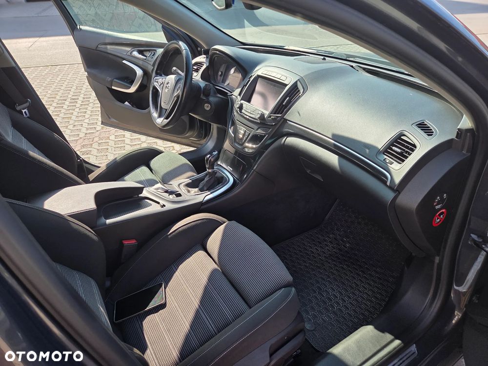 Opel Insignia - 14