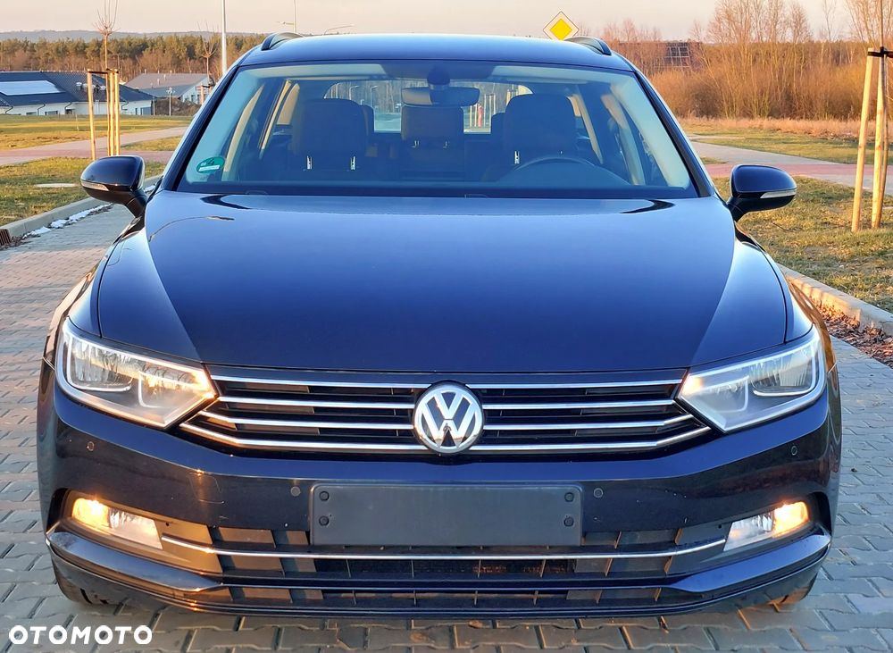 Volkswagen Passat - 9